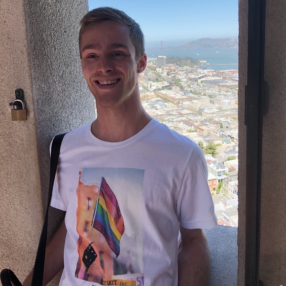 Meet your Posher, Jarod! 🤓 - Picture 3 of 7